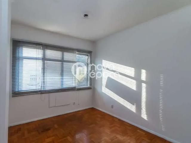 Apartamento para Venda em Rio de Janeiro/RJ Laranjeiras 3 Quartos