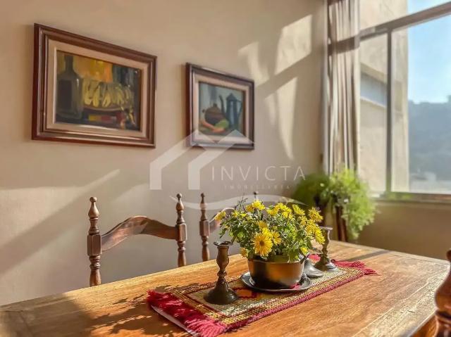 Apartamento para Venda em Rio de Janeiro/RJ Laranjeiras 3 Quartos