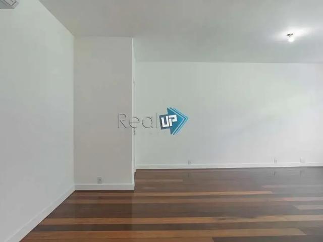 Apartamento para Venda em Rio de Janeiro/RJ Laranjeiras 3 Quartos