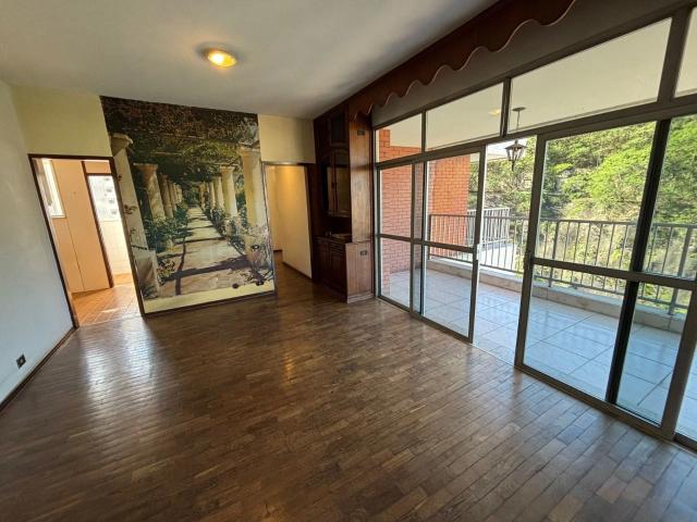 Apartamento para Venda em Rio de Janeiro/RJ Laranjeiras 3 Quartos
