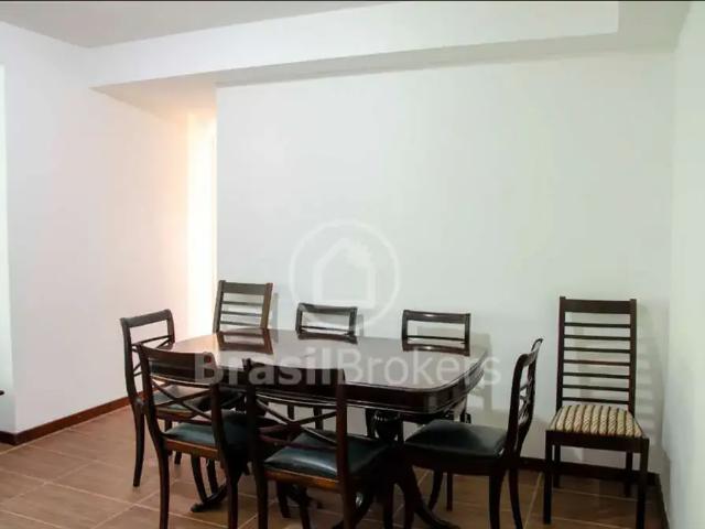 Apartamento para Venda em Rio de Janeiro/RJ Laranjeiras 3 Quartos