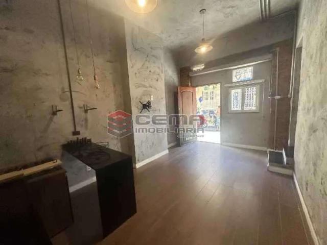 Apartamento para Venda em Rio de Janeiro/RJ Laranjeiras 1 Quartos