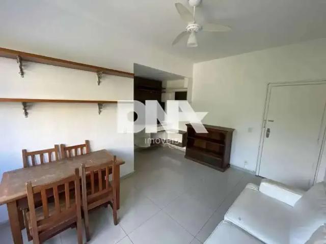 Apartamento para Venda em Rio de Janeiro/RJ Laranjeiras 2 Quartos