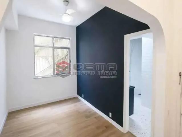 Apartamento para Venda em Rio de Janeiro/RJ Laranjeiras 2 Quartos