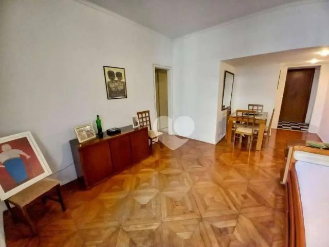Apartamento para Venda em Rio de Janeiro/RJ Laranjeiras 2 Quartos