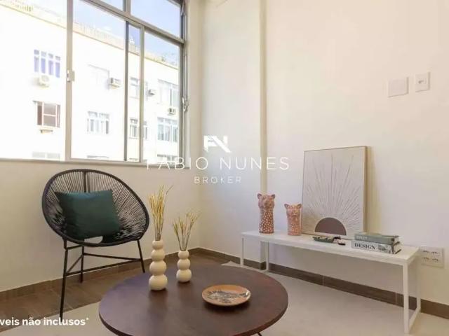 Apartamento para Venda em Rio de Janeiro/RJ Laranjeiras 2 Quartos