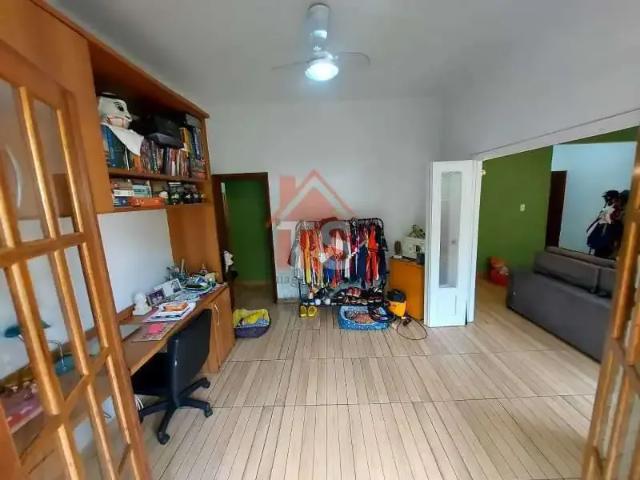 Apartamento para Venda em Rio de Janeiro/RJ Laranjeiras 2 Quartos