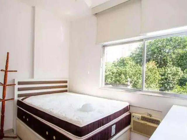 Apartamento para Venda em Rio de Janeiro/RJ Laranjeiras 2 Quartos