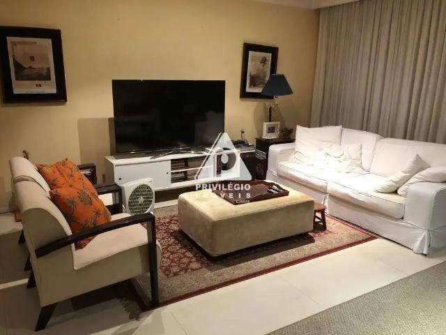 Apartamento para Venda em Rio de Janeiro/RJ Laranjeiras 4 Quartos
