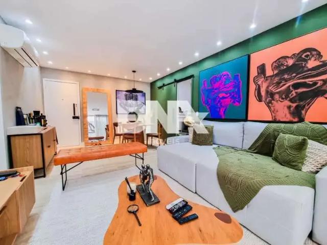 Apartamento para Venda em Rio de Janeiro/RJ Leblon 2 Quartos