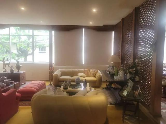 Apartamento para Venda em Rio de Janeiro/RJ Leblon 3 Quartos