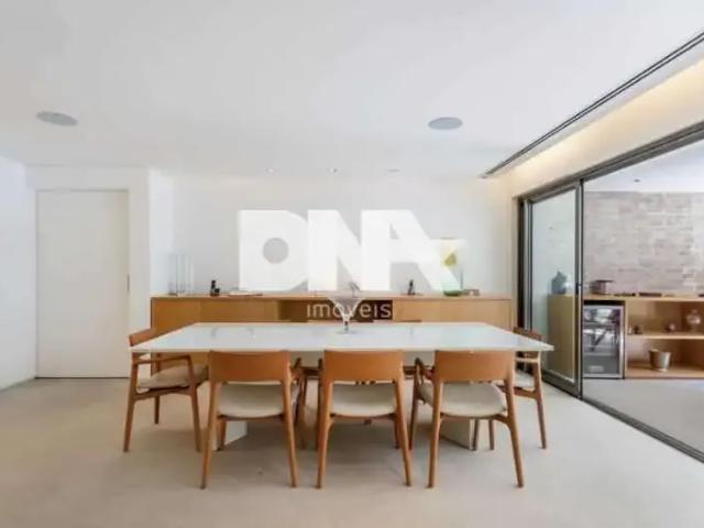 Apartamento para Venda em Rio de Janeiro/RJ Leblon 3 Quartos