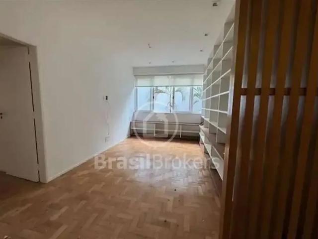 Apartamento para Venda em Rio de Janeiro/RJ Leblon 3 Quartos