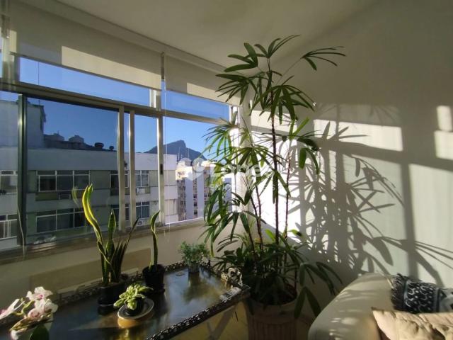 Apartamento para Venda em Rio de Janeiro/RJ Leblon 3 Quartos
