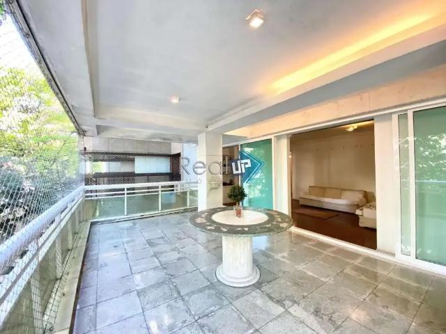 Apartamento para Venda em Rio de Janeiro/RJ Leblon 3 Quartos