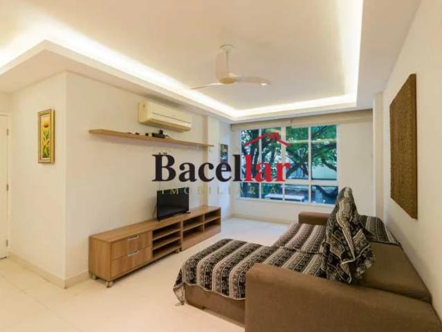 Apartamento para Venda em Rio de Janeiro/RJ Leblon 3 Quartos