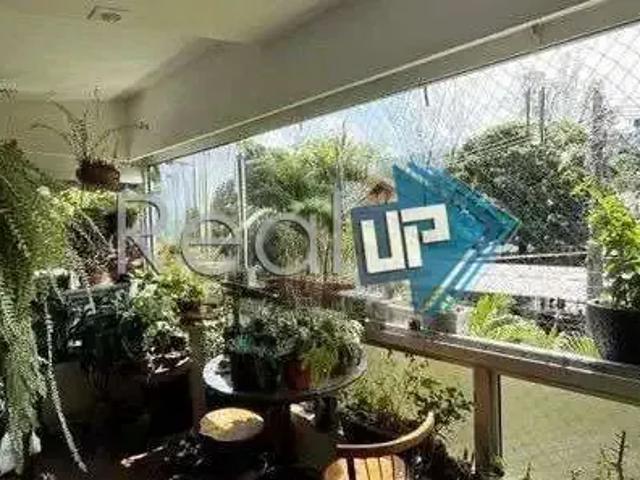 Apartamento para Venda em Rio de Janeiro/RJ Leblon 3 Quartos