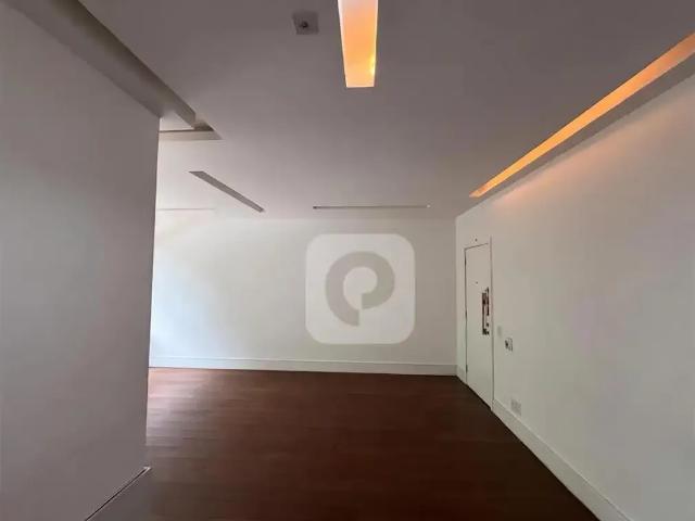 Apartamento para Venda em Rio de Janeiro/RJ Leblon 3 Quartos