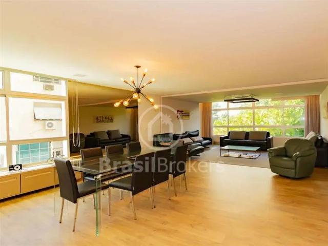 Apartamento para Venda em Rio de Janeiro/RJ Leblon 3 Quartos