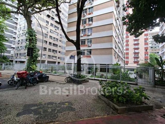 Apartamento para Venda em Rio de Janeiro/RJ Leblon 3 Quartos