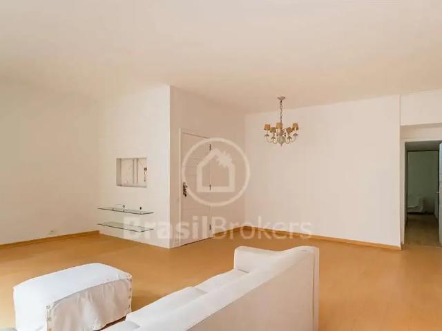 Apartamento para Venda em Rio de Janeiro/RJ Leblon 3 Quartos