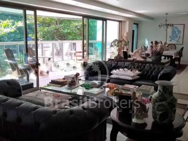 Apartamento para Venda em Rio de Janeiro/RJ Leblon 4 Quartos