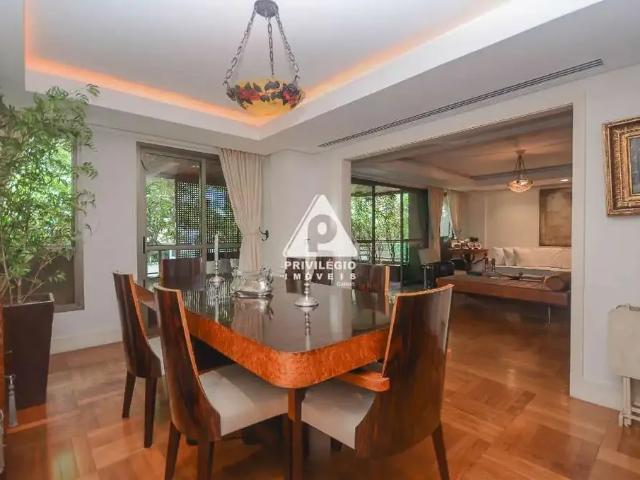 Apartamento para Venda em Rio de Janeiro/RJ Leblon 4 Quartos