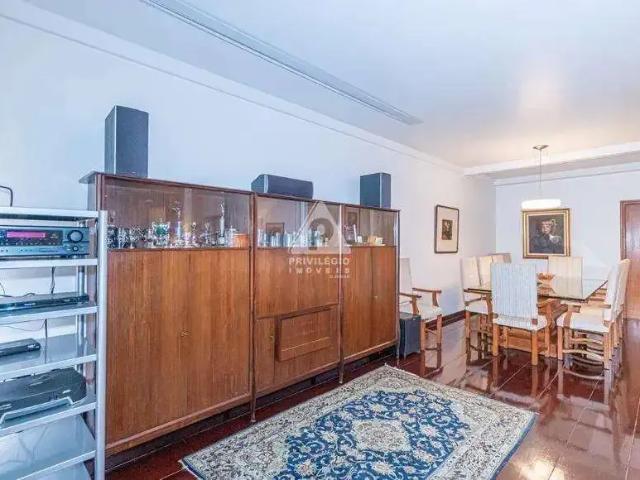 Apartamento para Venda em Rio de Janeiro/RJ Leblon 4 Quartos