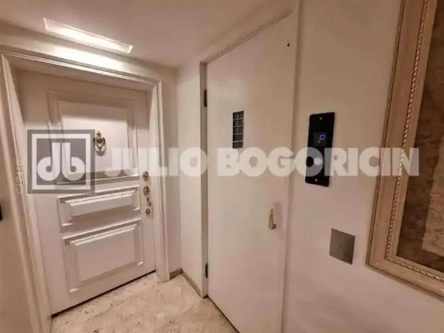 Apartamento para Venda em Rio de Janeiro/RJ Leblon 5 Quartos