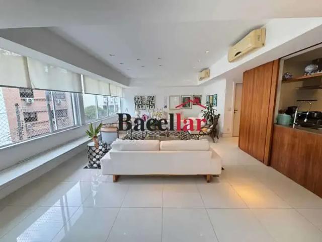 Apartamento para Venda em Rio de Janeiro/RJ Leblon 5 Quartos