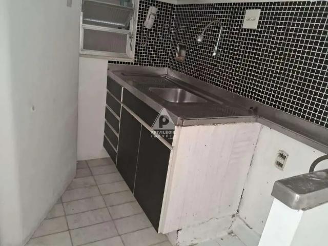 Apartamento para Venda em Rio de Janeiro/RJ Leme 1 Quartos