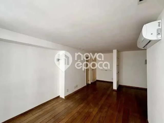Apartamento para Venda em Rio de Janeiro/RJ Leme 3 Quartos