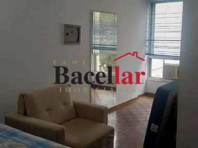 Apartamento para Venda em Rio de Janeiro/RJ Leme 3 Quartos