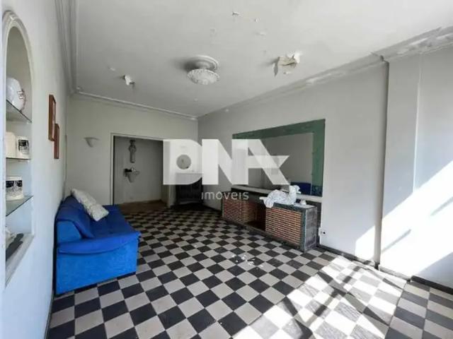 Apartamento para Venda em Rio de Janeiro/RJ Leme 3 Quartos