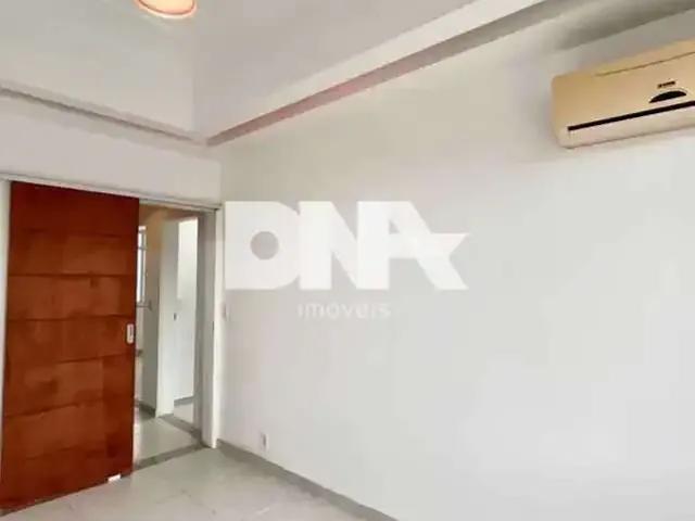 Apartamento para Venda em Rio de Janeiro/RJ Leme 3 Quartos