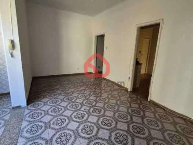 Apartamento para Venda em Rio de Janeiro/RJ Madureira 2 Quartos