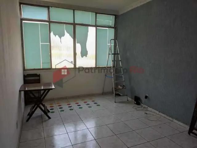 Apartamento para Venda em Rio de Janeiro/RJ Madureira 2 Quartos