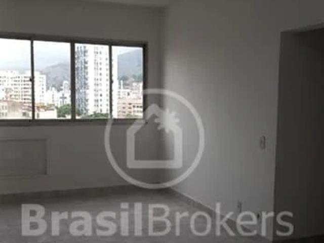 Apartamento para Venda em Rio de Janeiro/RJ Madureira 3 Quartos