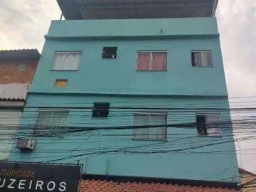 Praça Quinze de Novembro - Garagem, Área de serviço