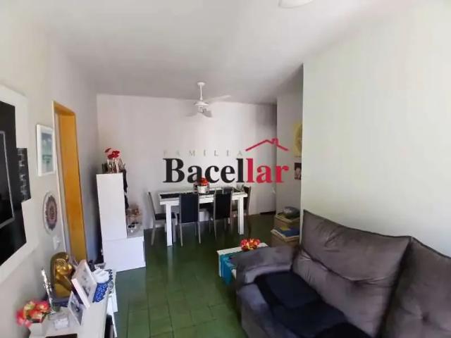 Apartamento para Venda em Rio de Janeiro/RJ Méier 2 Quartos