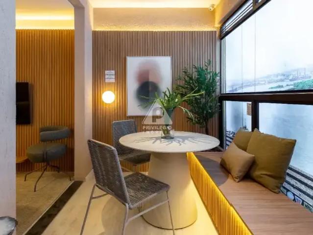 Apartamento para Venda em Rio de Janeiro/RJ Santo Cristo 2 Quartos