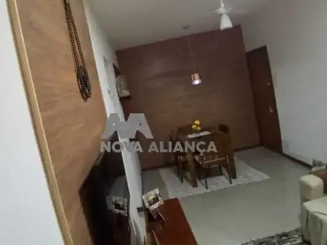 Apartamento para Venda em Rio de Janeiro/RJ Pitangueiras 2 Quartos