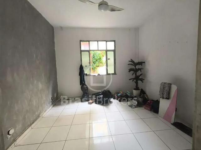 Apartamento para Venda em Rio de Janeiro/RJ Pilares 2 Quartos