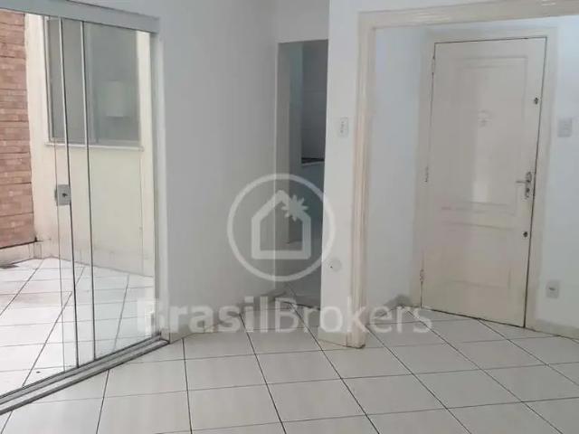 Apartamento para Venda em Rio de Janeiro/RJ Praça da Bandeira 2 Quartos