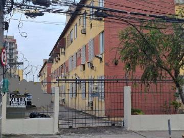 Praça Barão da Taquara - Garagem, Área de serviço