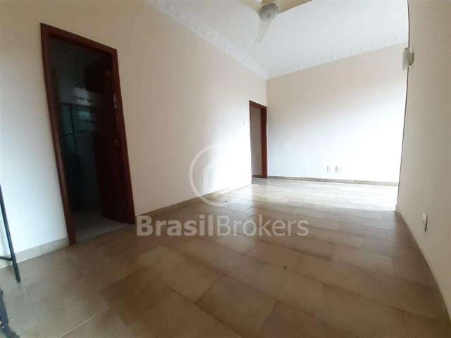 Apartamento para Venda em Rio de Janeiro/RJ Ramos 2 Quartos