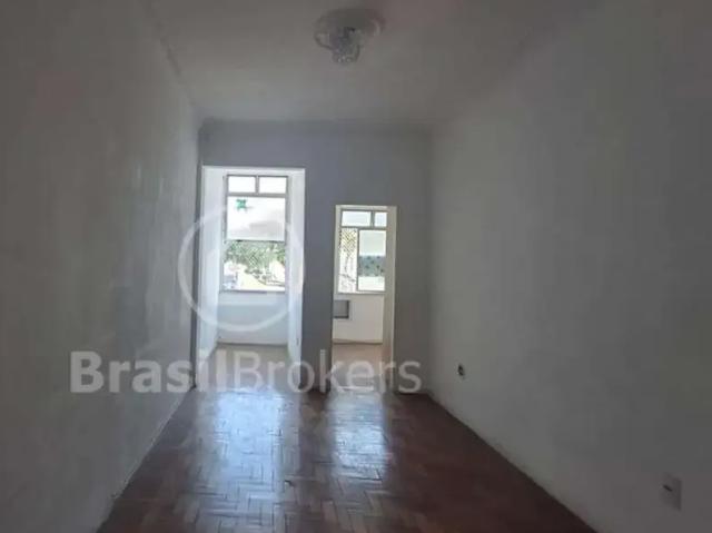 Apartamento para Venda em Rio de Janeiro/RJ Ramos 2 Quartos