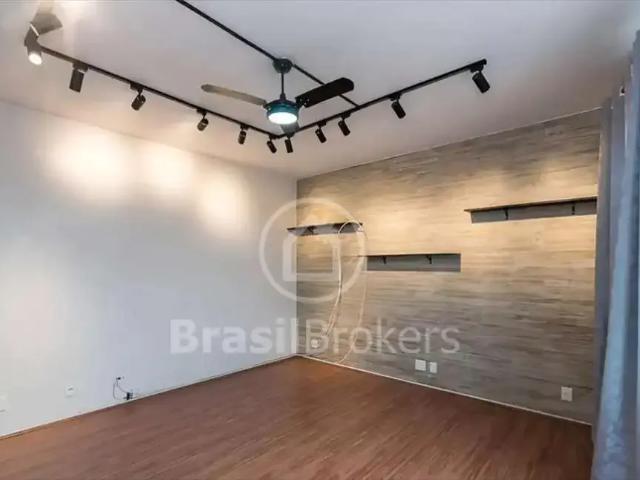 Apartamento para Venda em Rio de Janeiro/RJ Ramos 2 Quartos