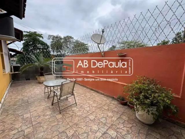 Apartamento para Venda em Rio de Janeiro/RJ Realengo 3 Quartos