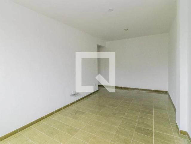Apartamento para Venda em Rio de Janeiro/RJ Realengo 2 Quartos